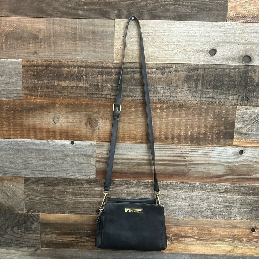 Steve Madden Black Adjustable Strap Crossbody Shoulder Bag Two Compartments